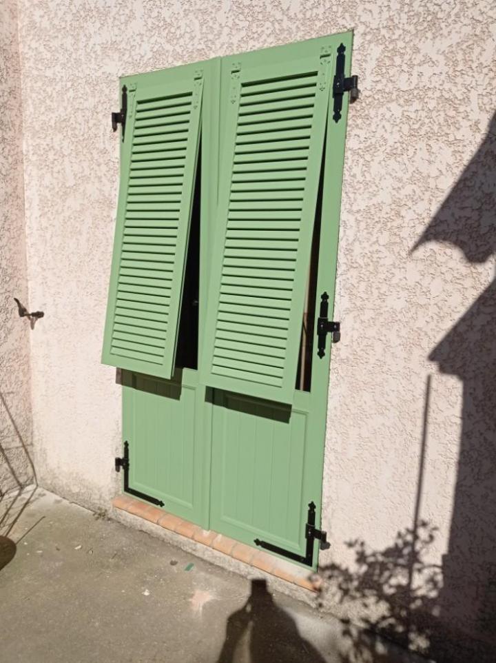 Menuiseries bois Nîmes