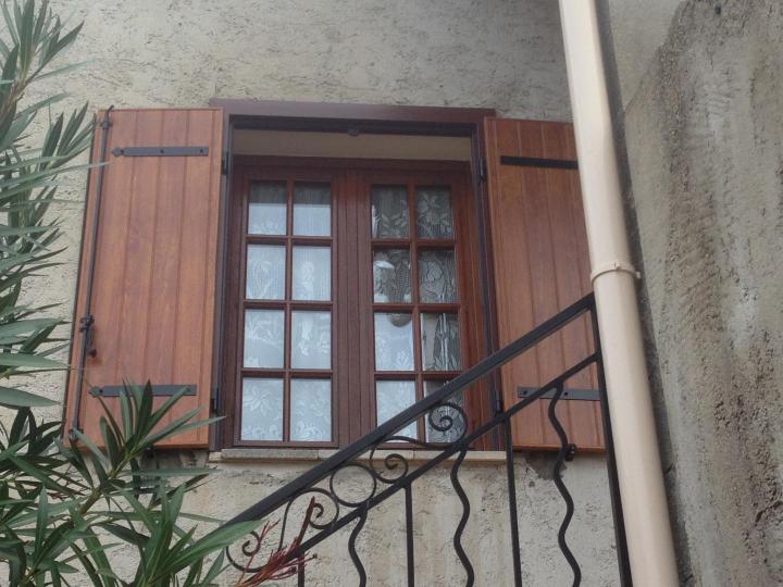 Menuiseries bois Nîmes
