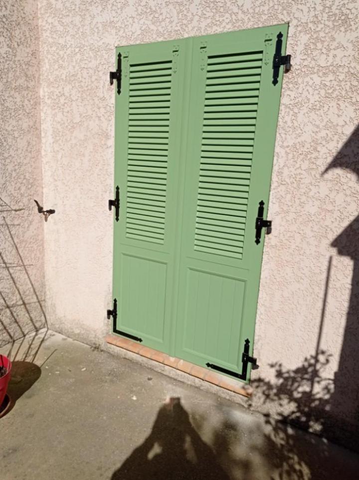 Menuiseries bois Nîmes