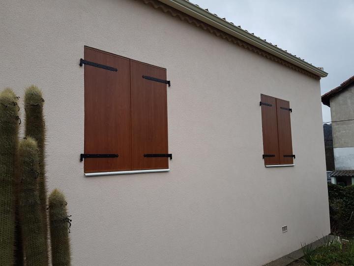 Menuiseries bois Nîmes